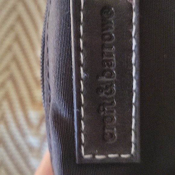 Crate & Barrel. beautiful woven desiner woman bag. - Picture 2 of 6